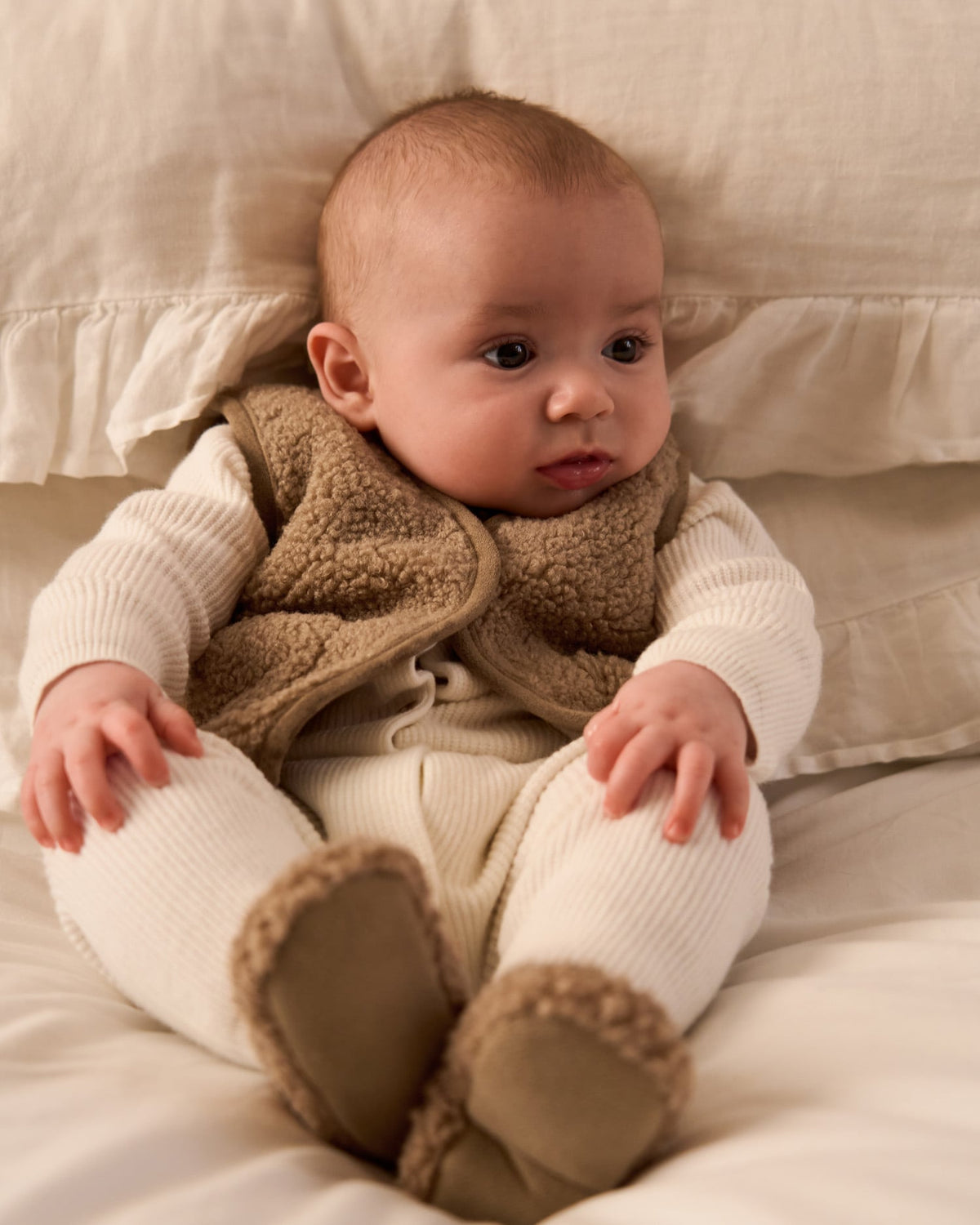 Borg Baby Gilet in Tan