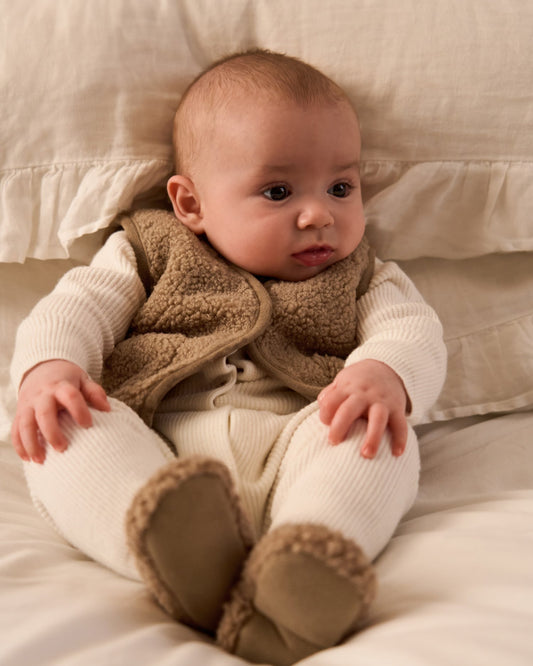 Borg Baby Gilet in Tan