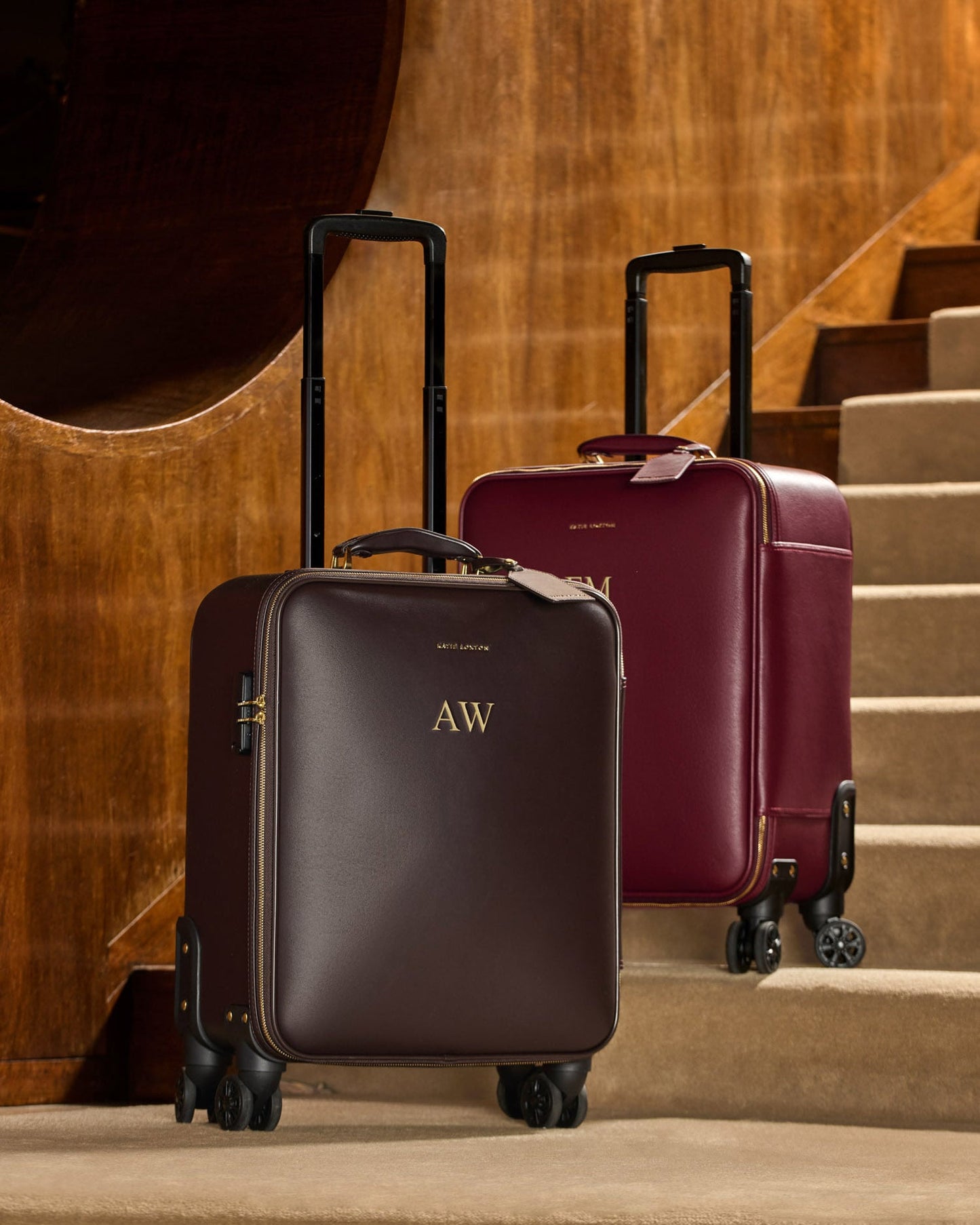 Oxford Cabin Suitcase in Bitter Chocolate