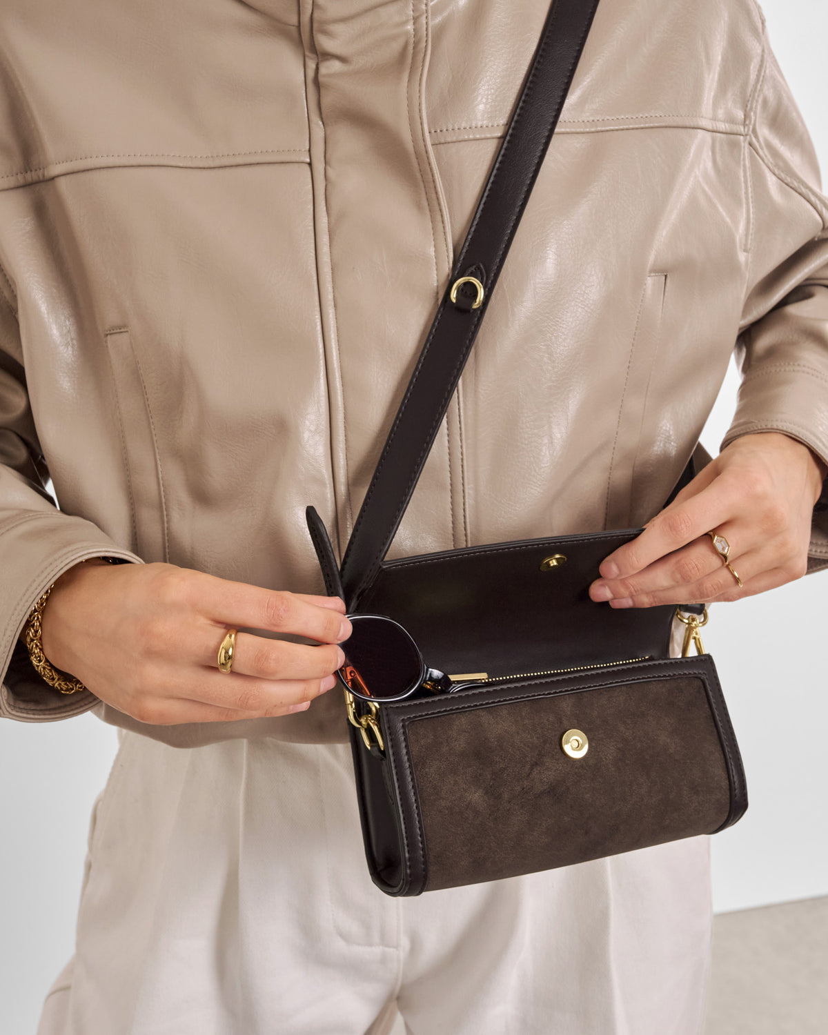 Glasses and Card Holder Suedette Travel Case in Chocolate