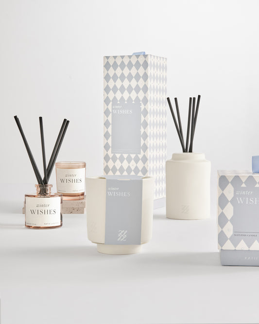 Ceramic Sentiment Reed Diffuser 'Winter Wishes' in Frosted Pine and Cedarwood