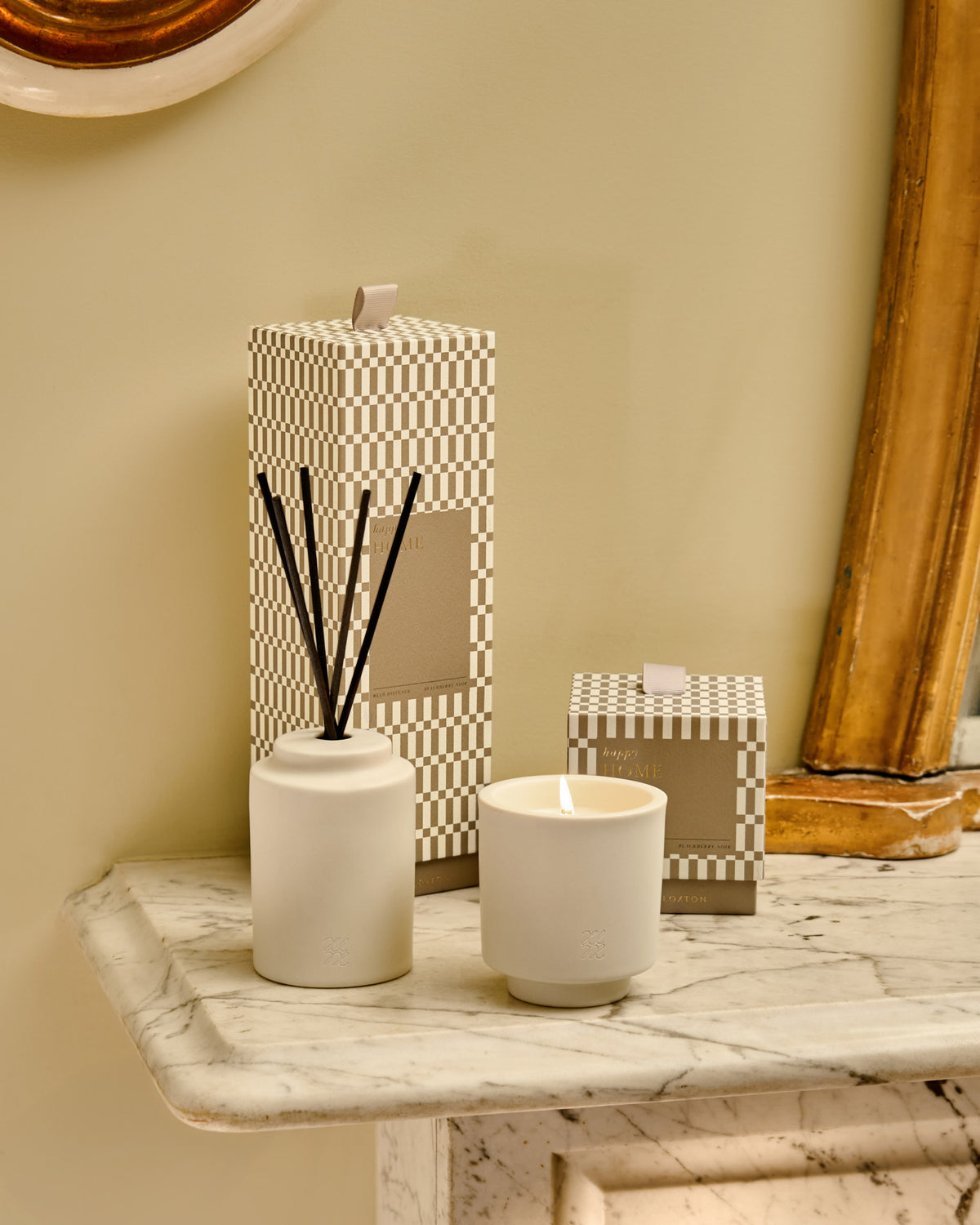 Ceramic Sentiment Reed Diffuser 'Happy Home' in Blackberry Noir