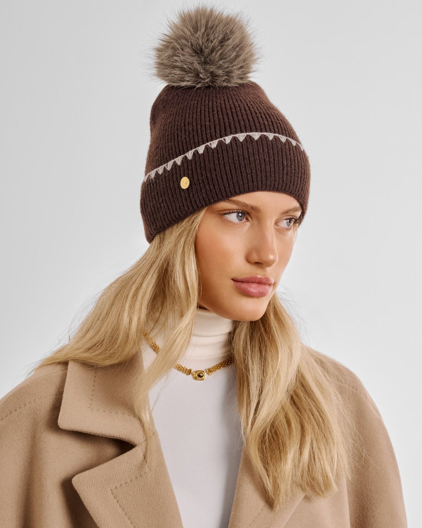 Whipstitch Pom Pom Knitted Hat in Chocolate