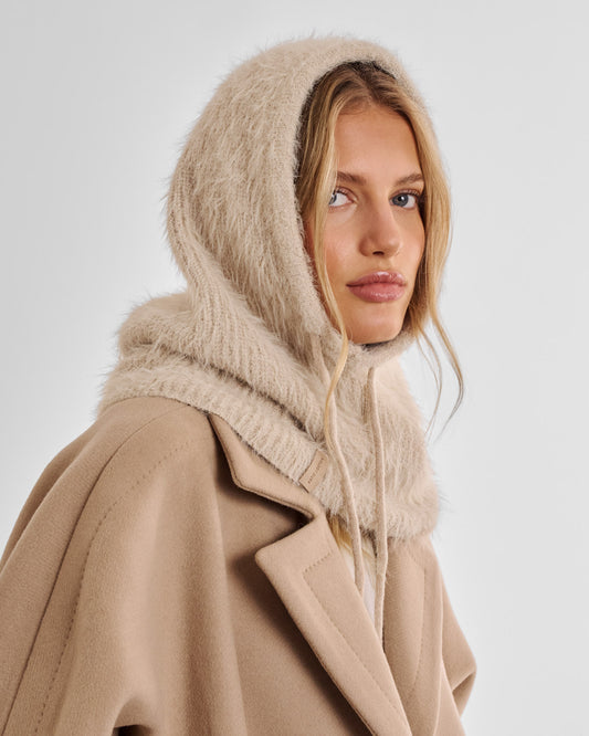 Soft Knitted Hood in Taupe