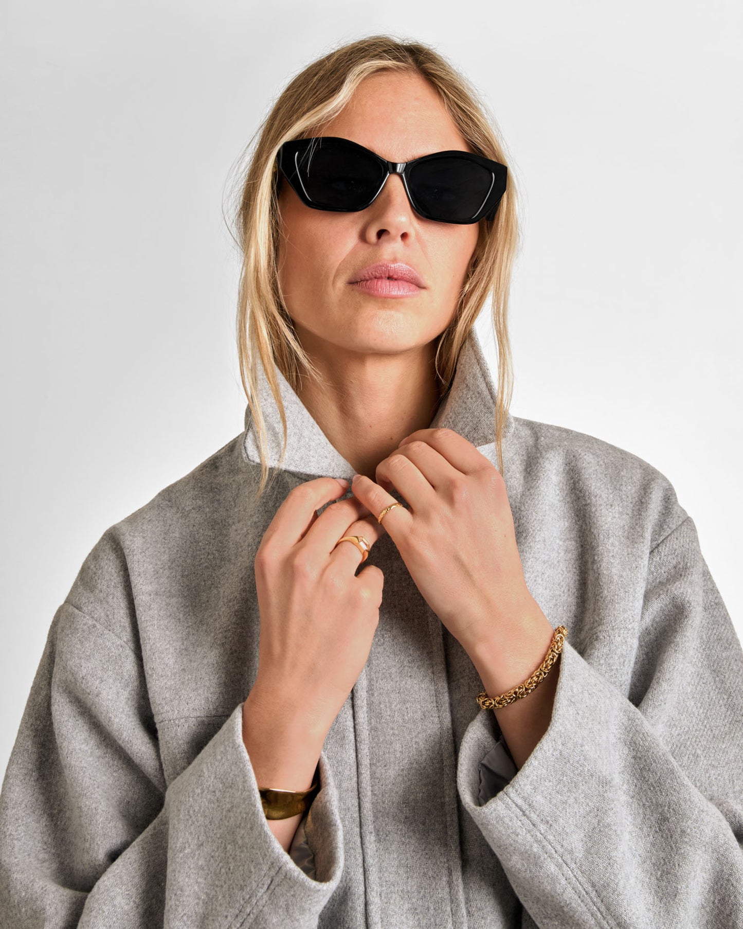 Lindos Hexagon Sunglasses in Black